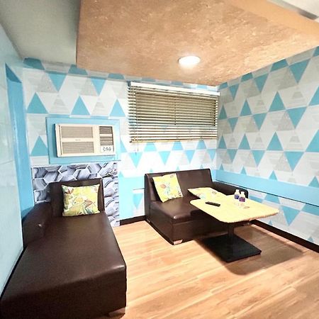 Oyo 971 Liza Lodge Pasay Exterior photo